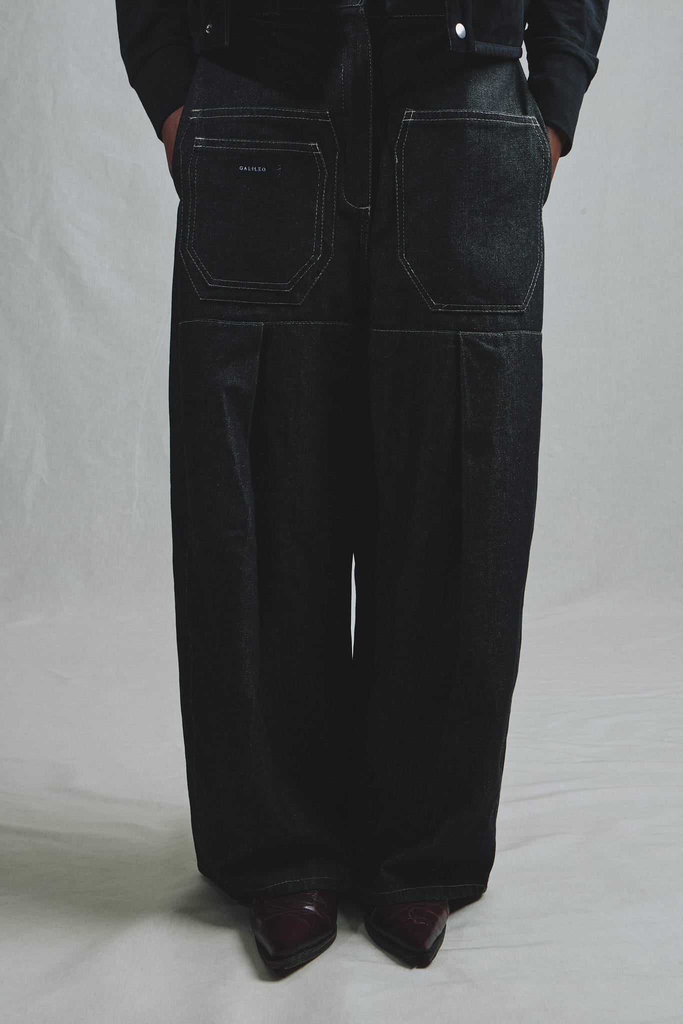 Pantalon Jean Brut Italien 7 Poches Pli Fémur Bouton Bijou Zip